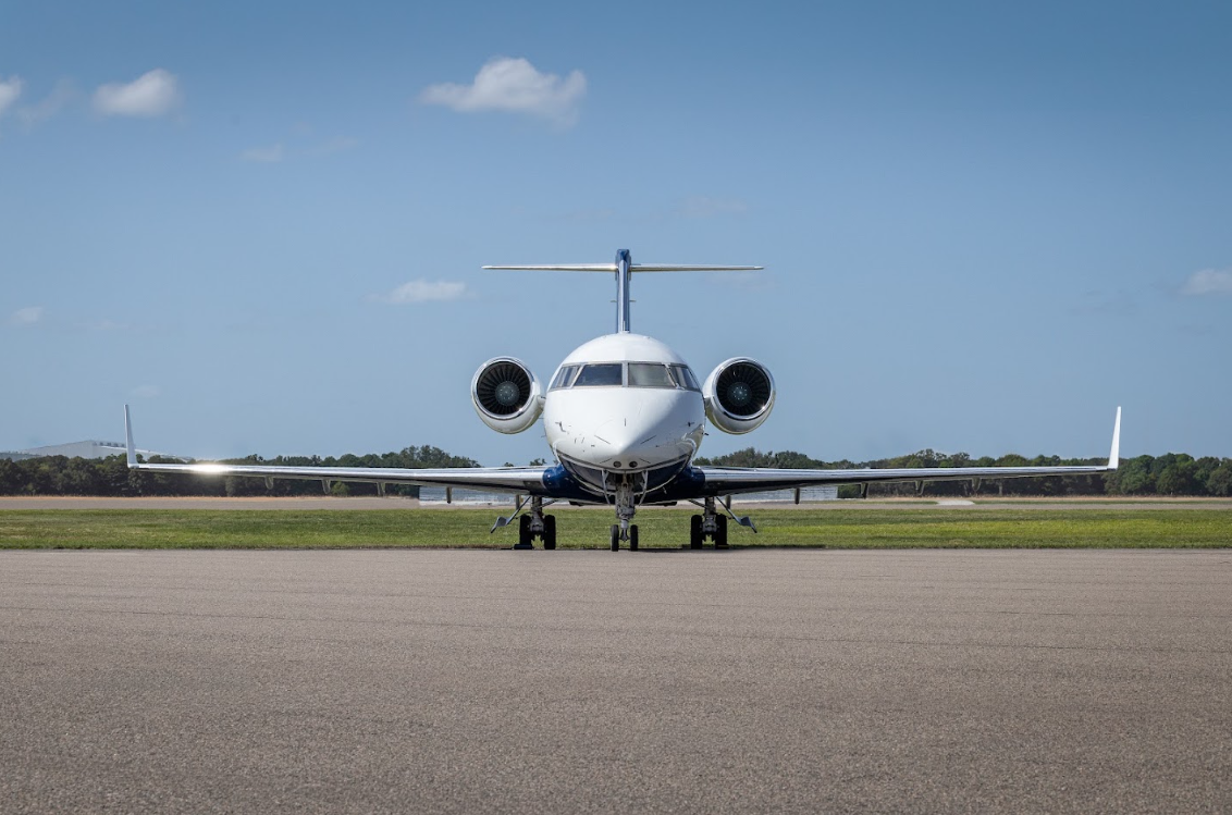 Bombardier CL 604  S/N 5598 for sale | gallery image: /hal/userfiles/images/listing-images/48889/Screenshot 2026-07-17 141640.png